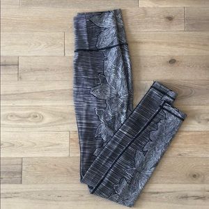 Lululemon High-Rise Wunder Under Leggings